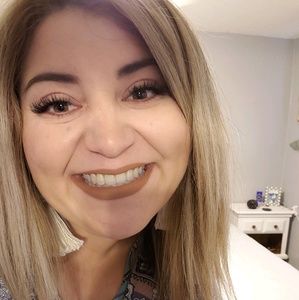 Meet your Posher, Robin